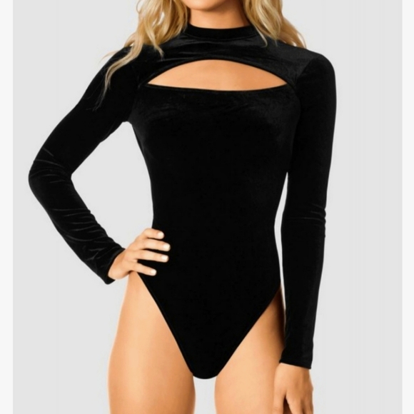 La SENZA Tops - Black velvet bodysuit